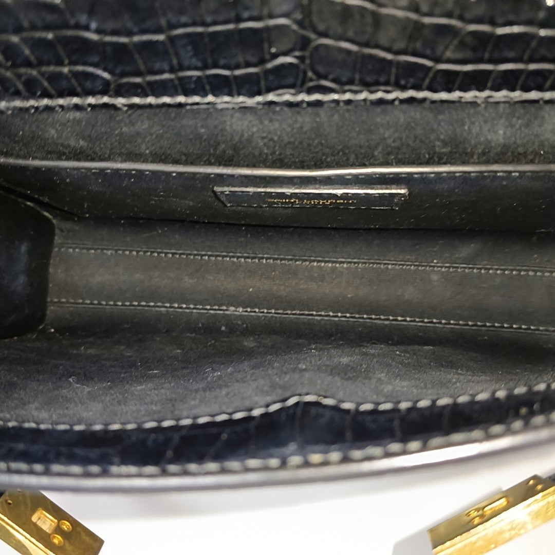 MANHATTAN Small Calfskin Black