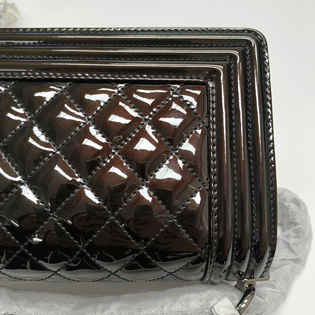 Authenticated pre-owned  Boy Chanel Small Quilted Patent Leather Black - Shoulder Bag at Looply