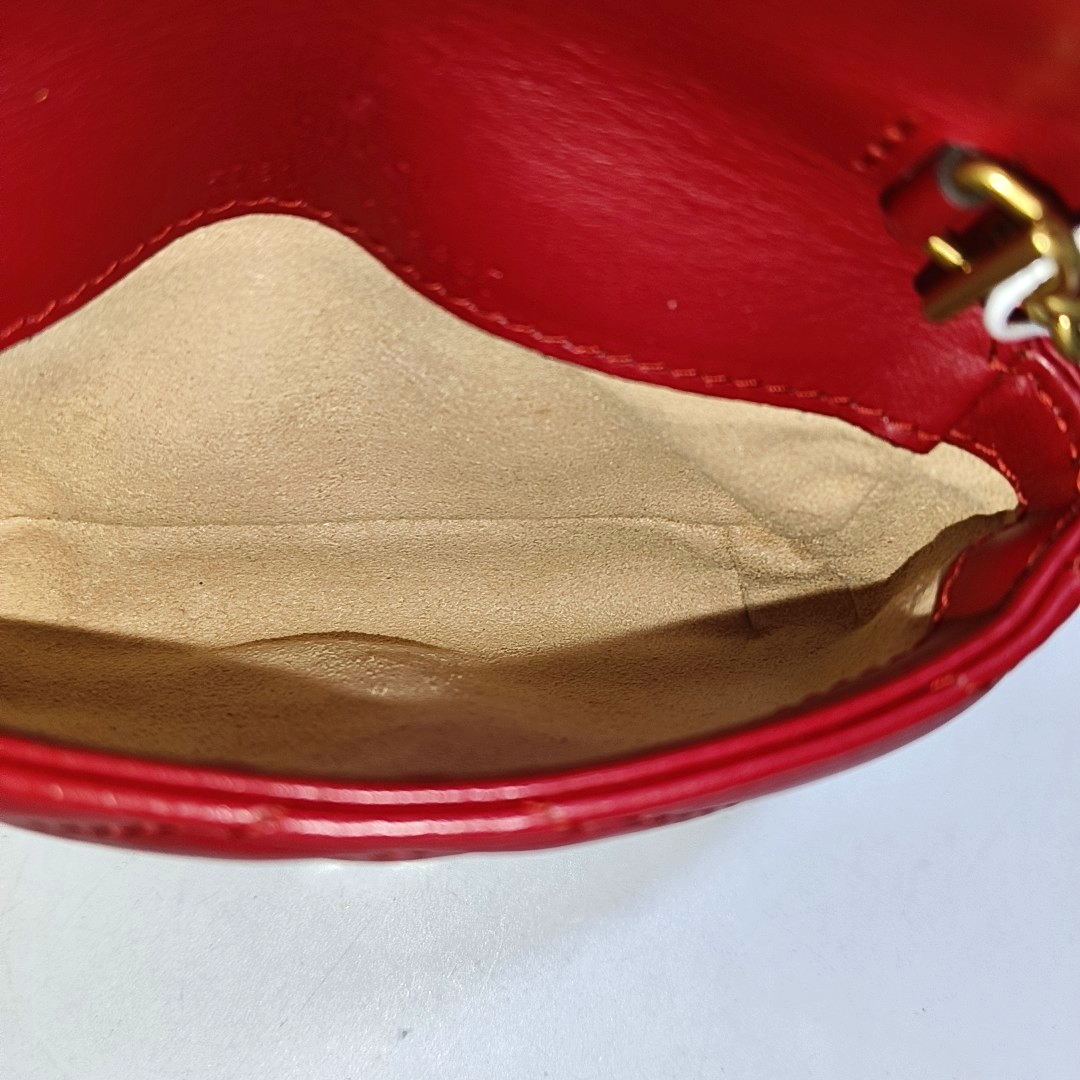 Authenticated pre-owned  GG Marmont Super Mini Calfskin Red - Top Handle Bag at Looply