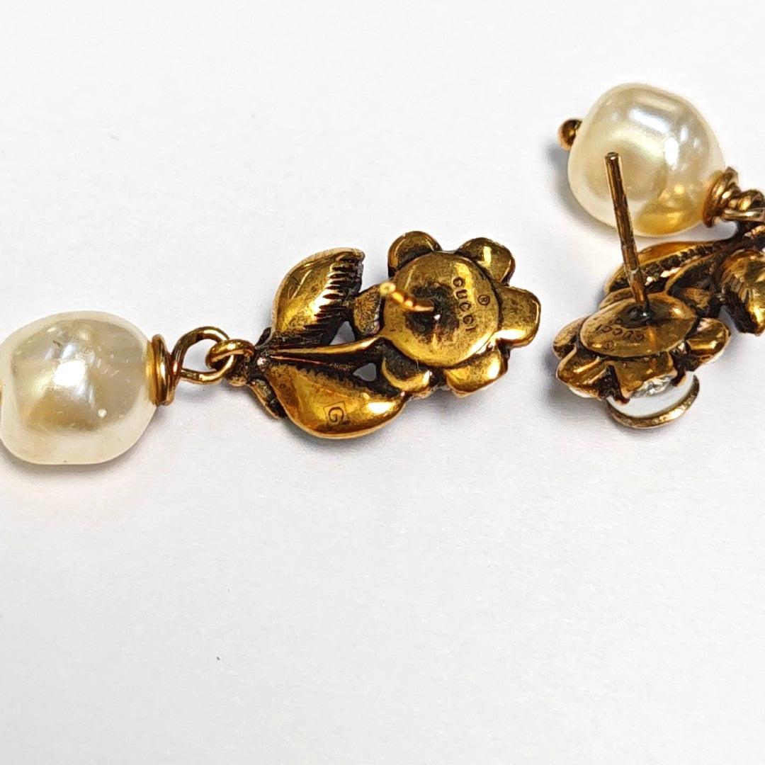 Authenticated pre-owned  Gold-tone Metal Synthetic Crystal Faux Pearl Earring - Earrings at Looply