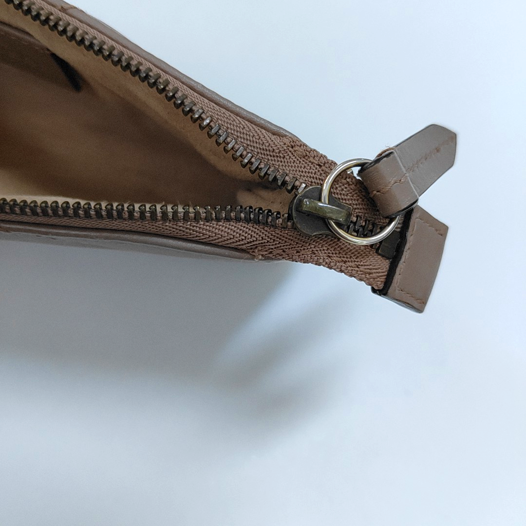 Authenticated pre-owned  GG Marmont Calfskin Beige - Top Handle Bag at Looply