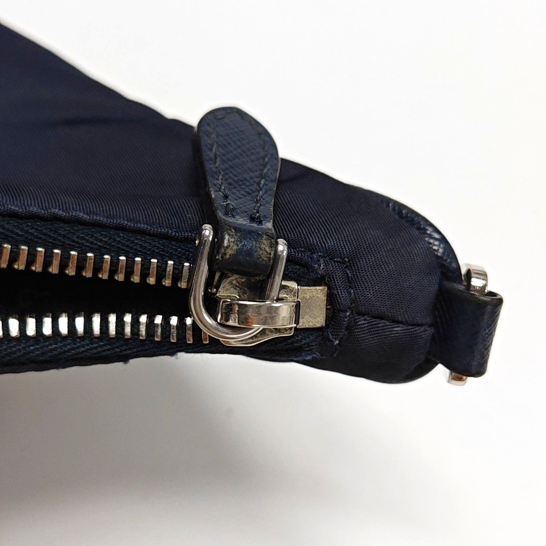 Authenticated pre-owned  Re-edition Mini Nylon Blue - Shoulder Bag at Looply
