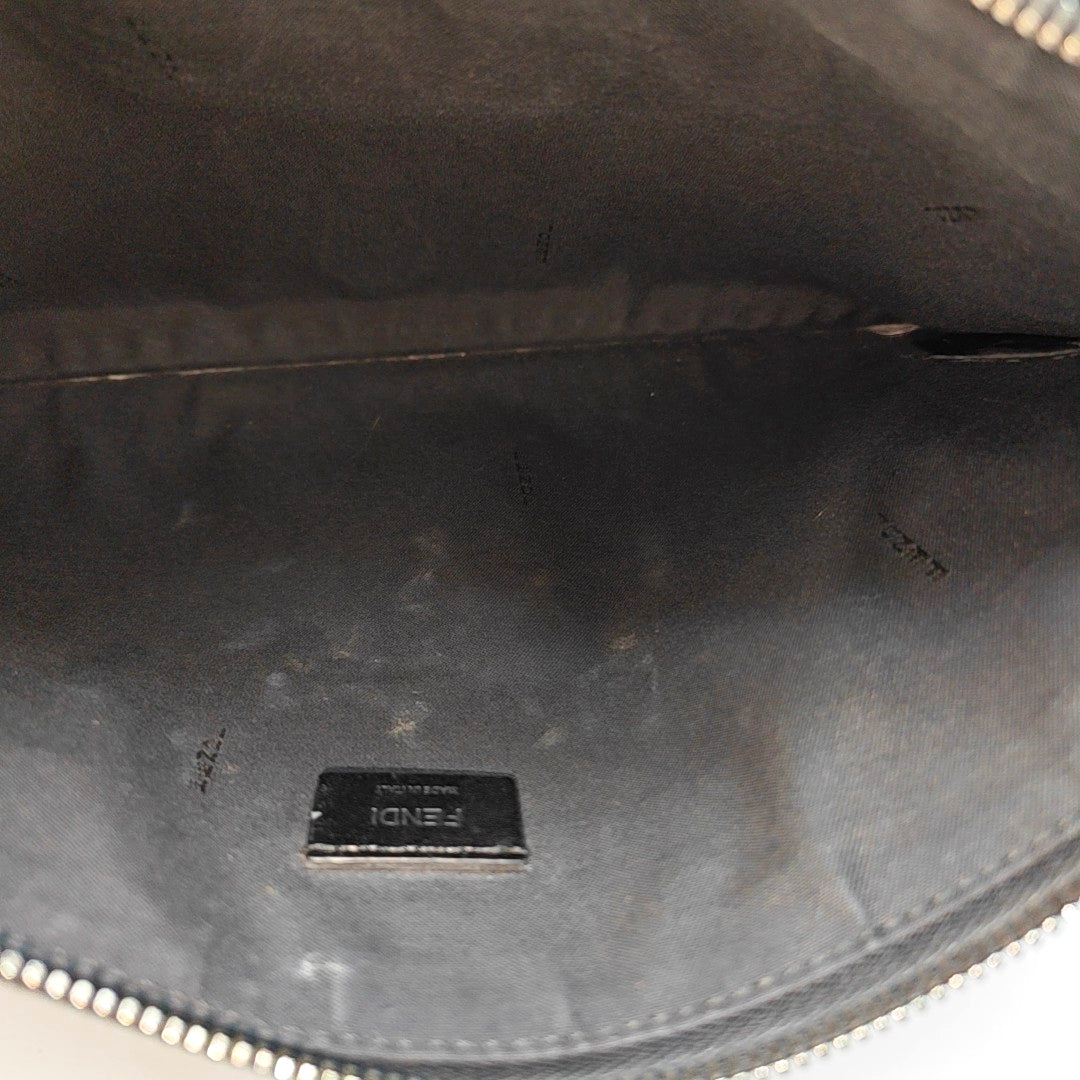 Authenticated pre-owned  Karlito Calfskin Black - Clutch at Looply