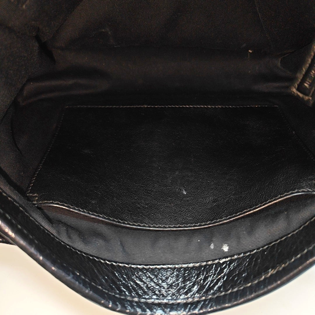 NIKI Medium Chevron Calfskin Black