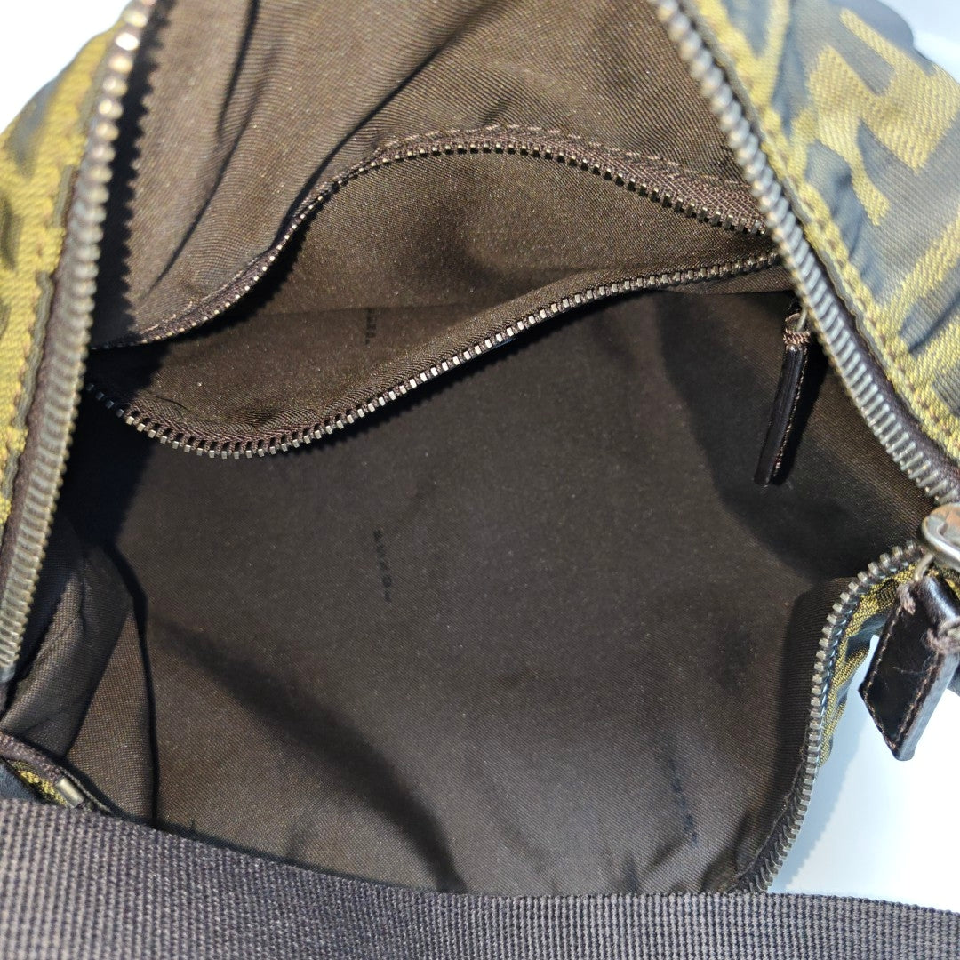 Canvas Shoulder Bag Brown