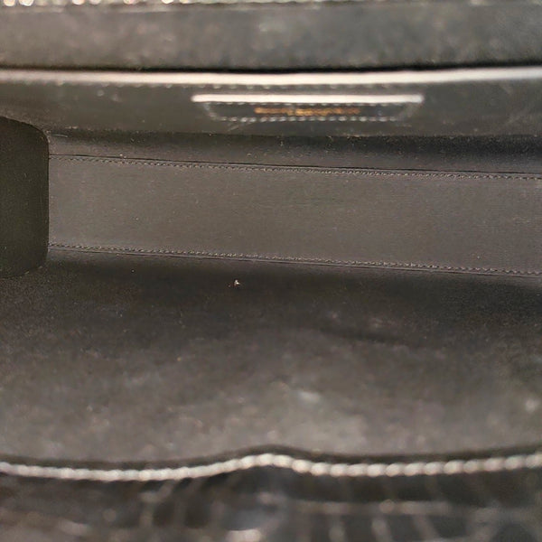 MANHATTAN Medium Calfskin Black