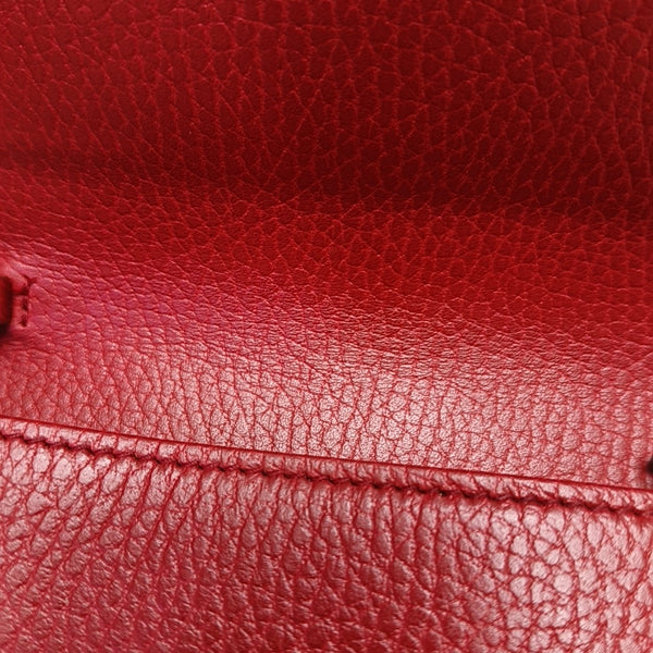 Authenticated pre-owned  Interlocking G Calfskin Red - Shoulder Bag at Looply