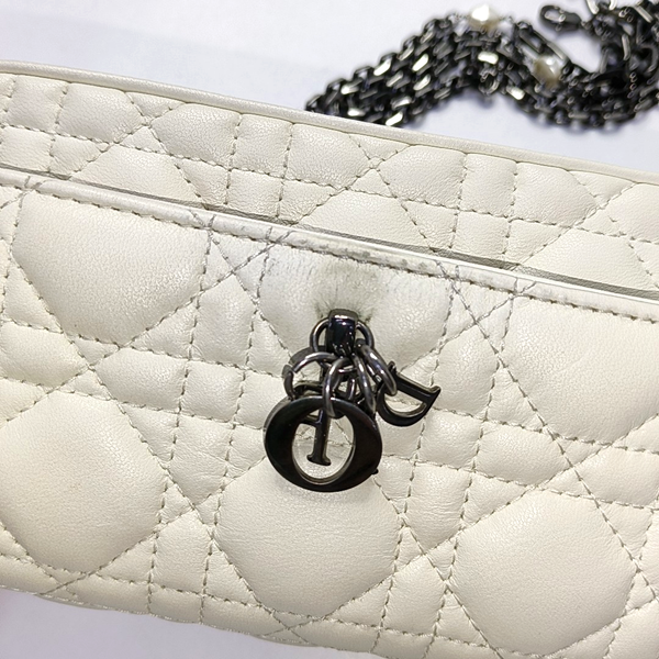 Authenticated pre-owned  Lady Dior Lambskin White - Shoulder Bag at Looply