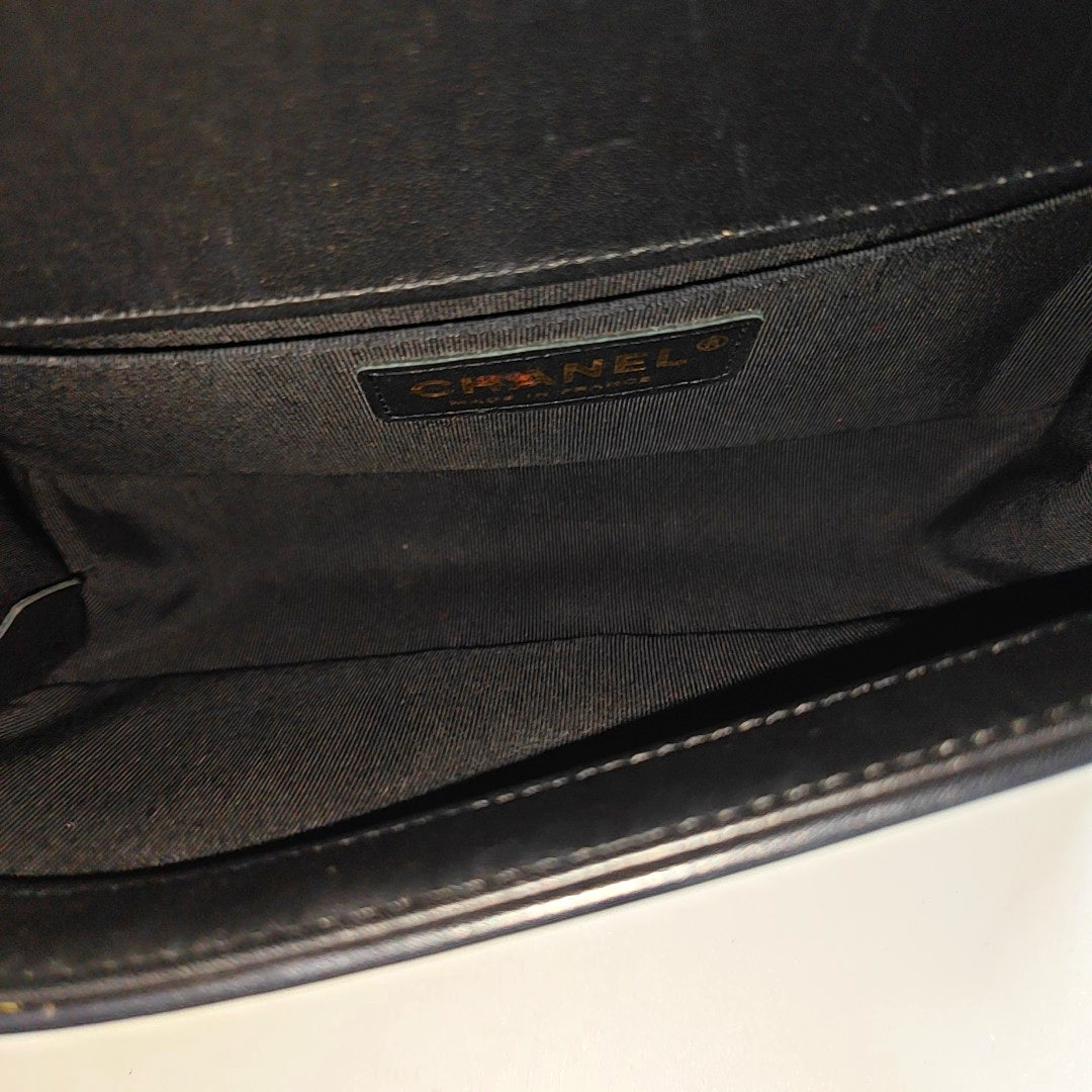 BOY CHANEL Small Quilted Calfskin Black