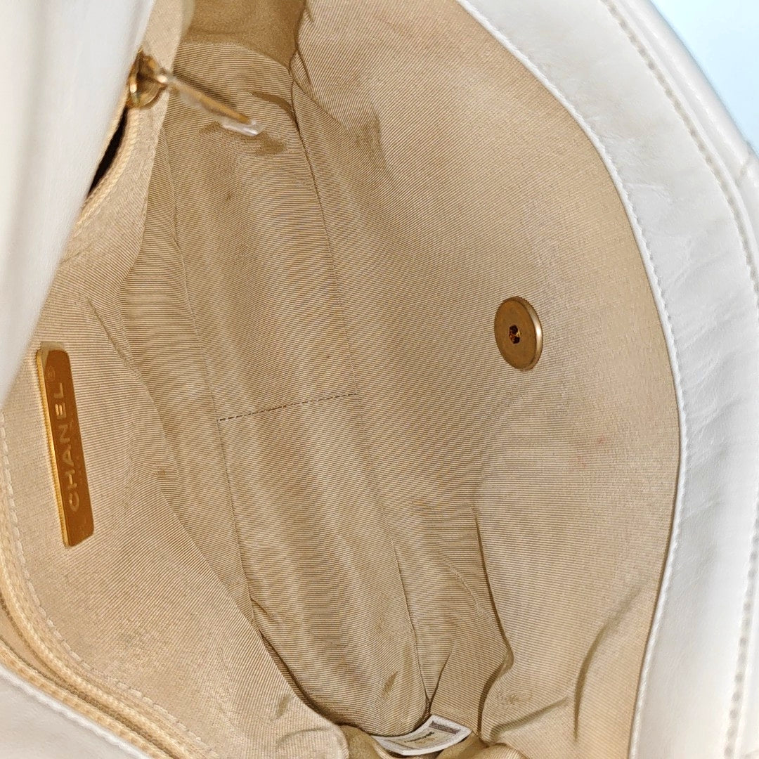CHANEL 19 Small Quilted Lambskin White
