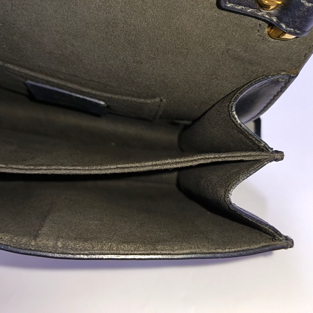 Authenticated pre-owned  Kan I Small Calfskin Black - Handbags at Looply