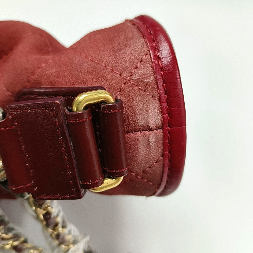 Authenticated pre-owned  Gabrielle Small Quilted Suede Red - Shoulder Bag at Looply