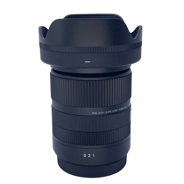 Sigma 18-50mm f/2.8 DC DN Contemporary