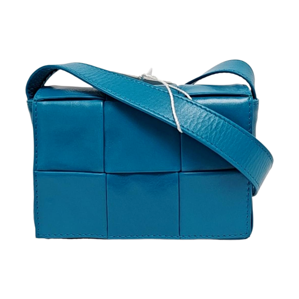 Authenticated pre-owned  Cassette Small Calfskin Blue - Shoulder Bag at Looply