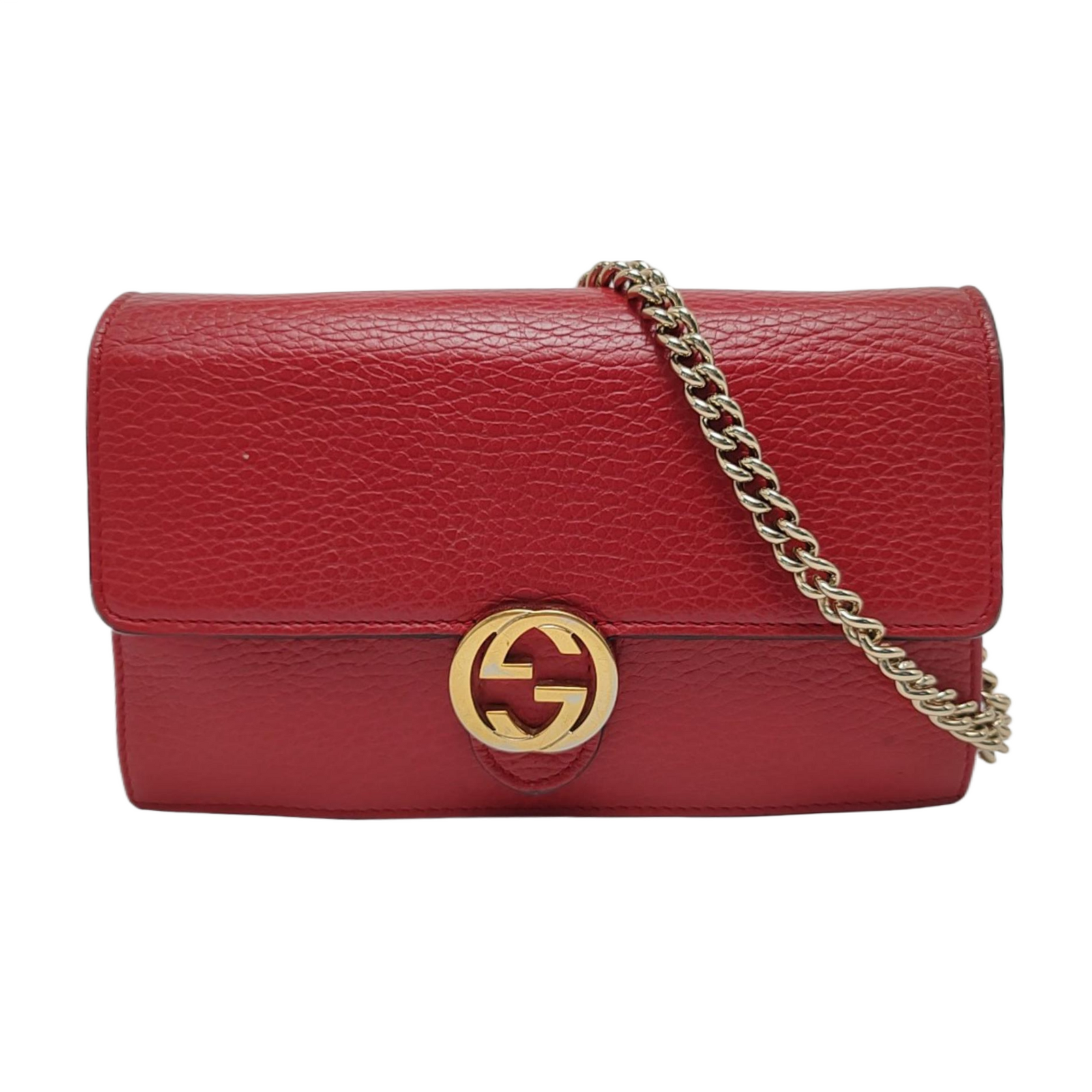 Authenticated pre-owned  Interlocking G Calfskin Red - Handbags at Looply