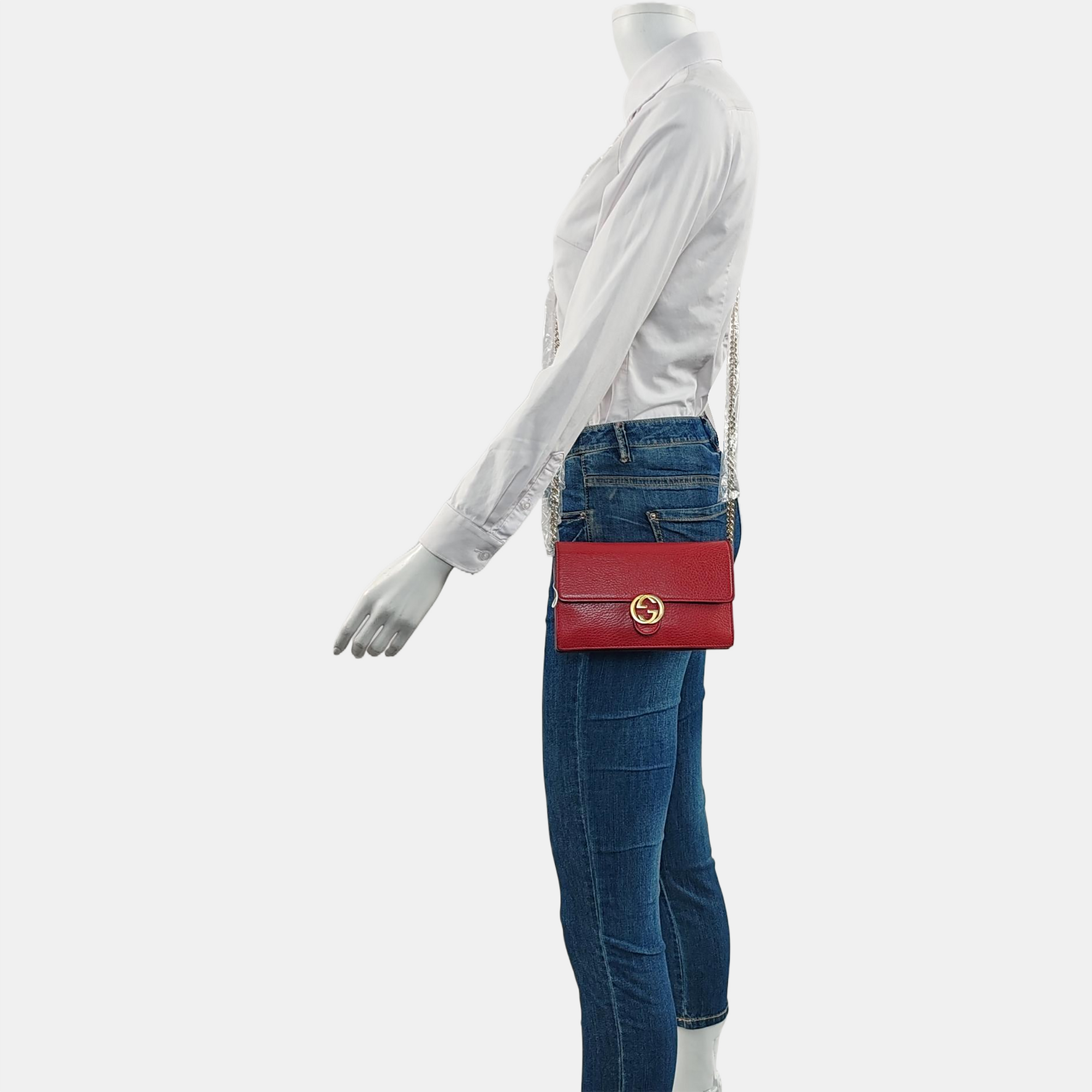 Authenticated pre-owned  Interlocking G Calfskin Red - Handbags at Looply
