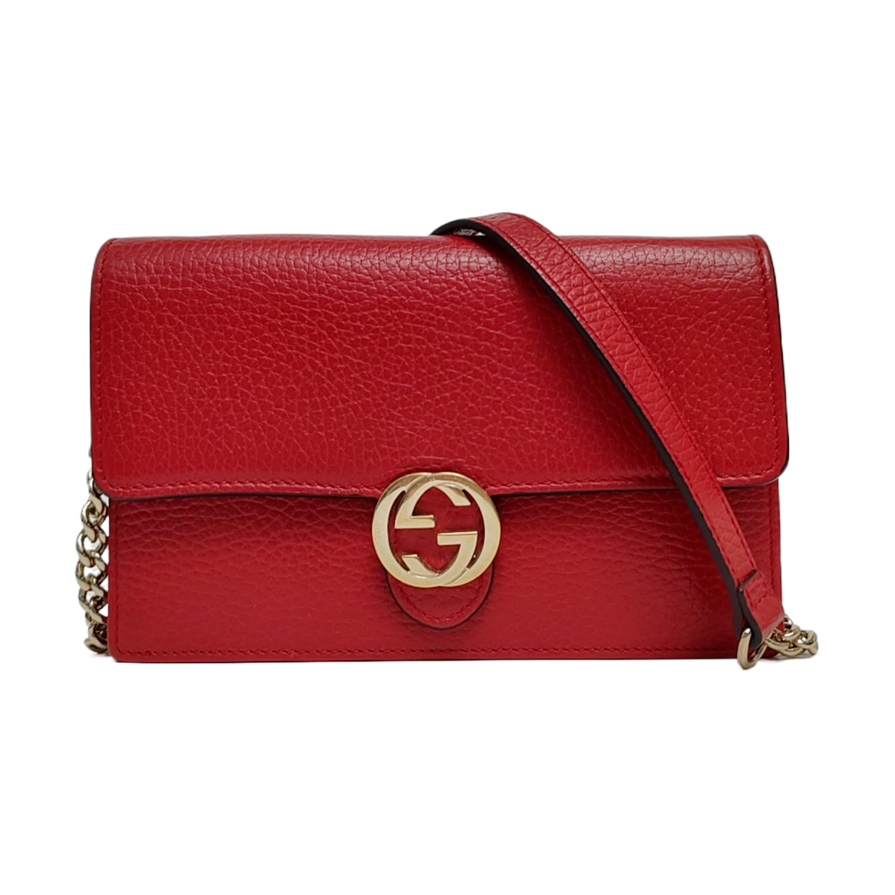 Authenticated pre-owned  Interlocking G Calfskin Red - Crossbody Bag at Looply