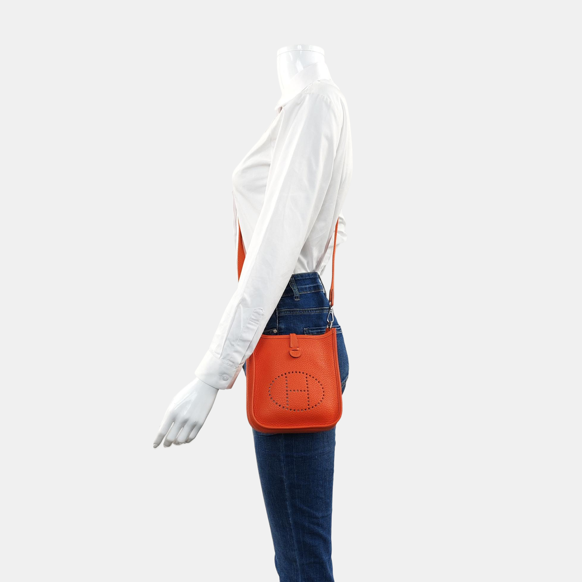 Authenticated pre-owned  Evelyne TPM Clemence Orange - Shoulder Bag at Looply