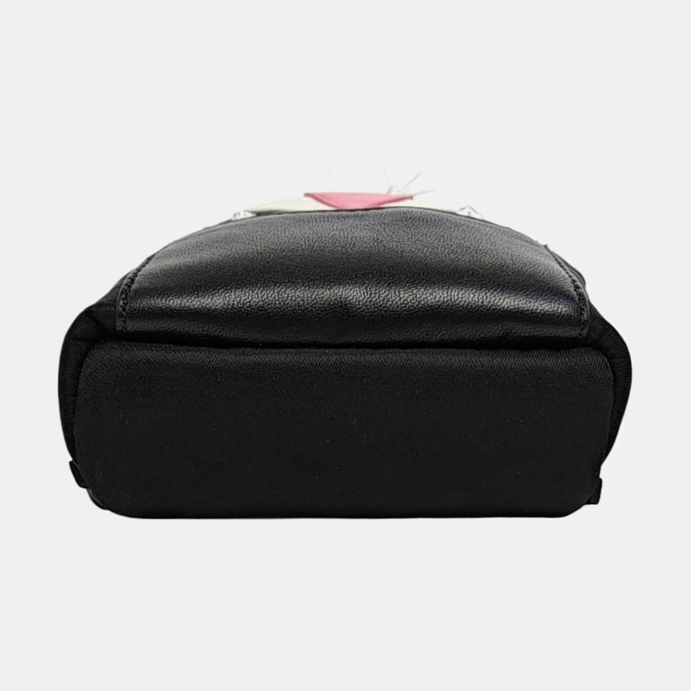 Authenticated pre-owned  Monster Nylon Black - Clutch at Looply