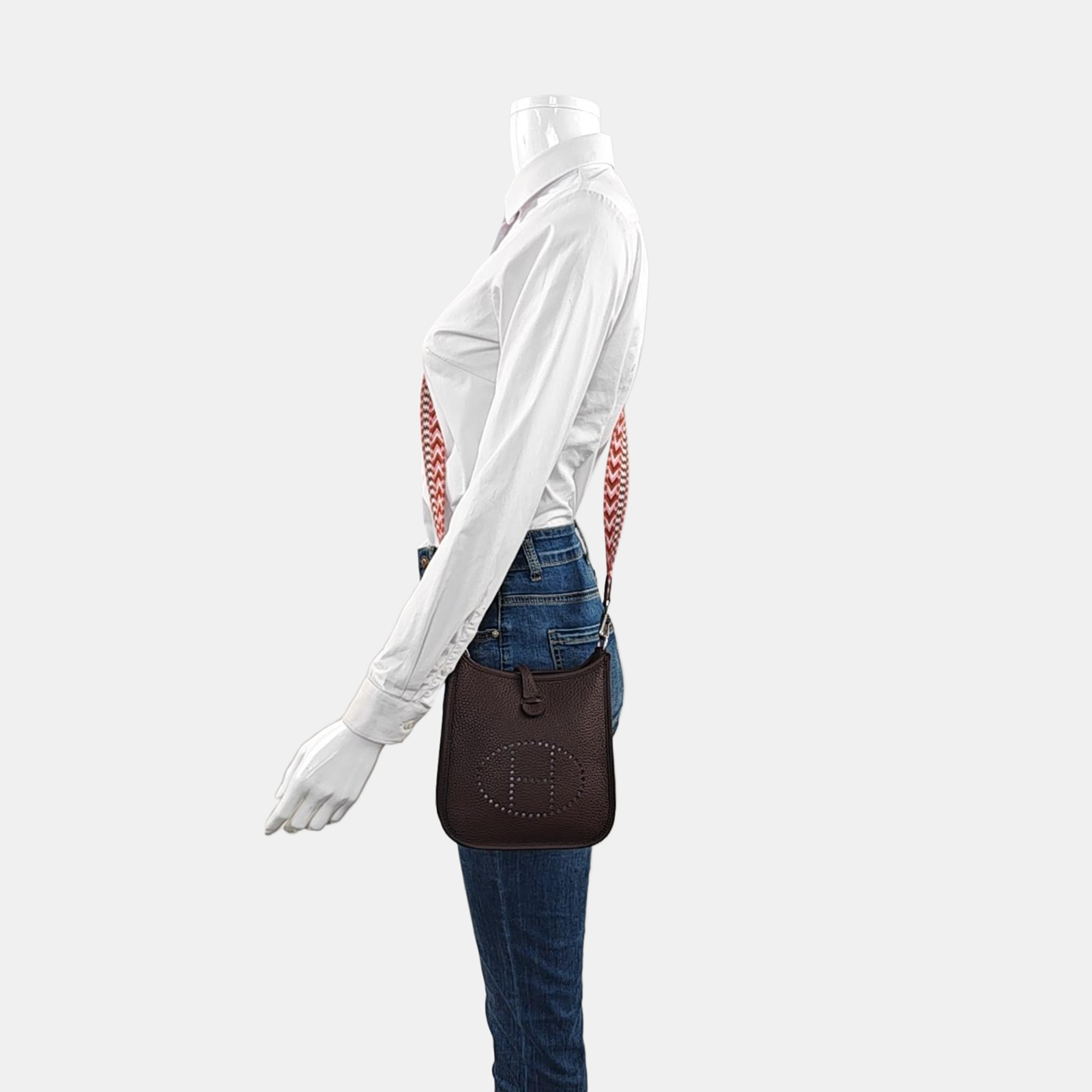 Authenticated pre-owned  Evelyne 16 Clemence Red - Shoulder Bag at Looply