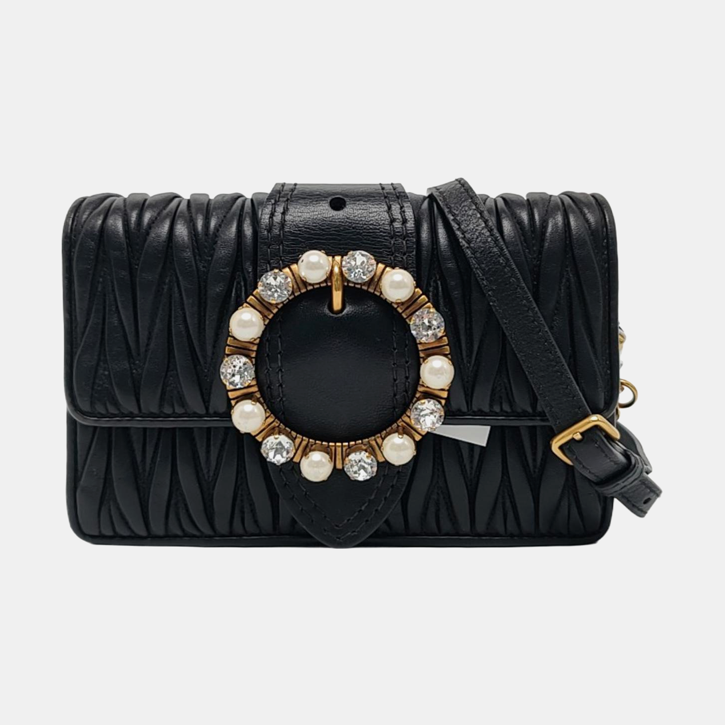 Authenticated pre-owned  Matelassé Lambskin Black - Shoulder Bag at Looply