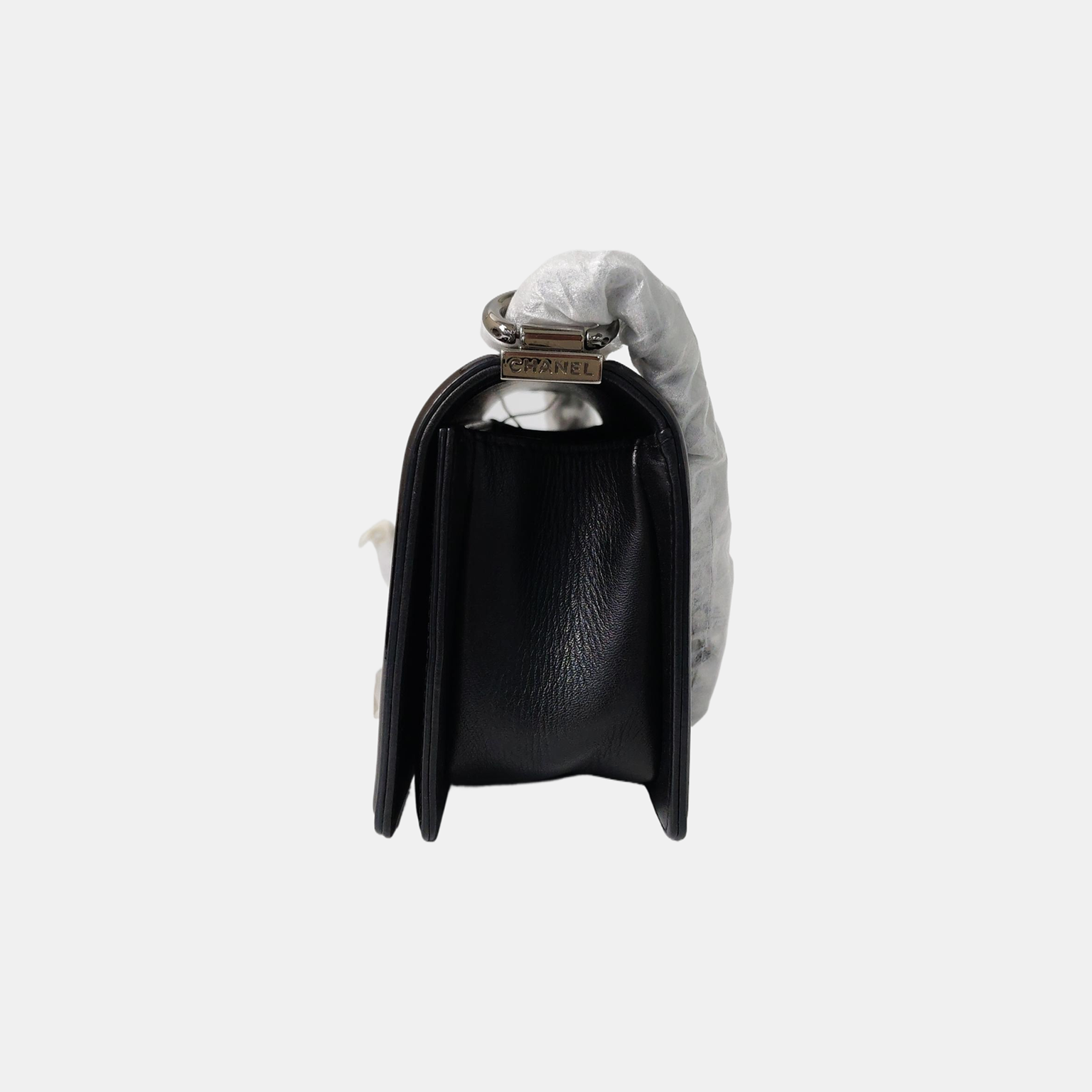 Authenticated pre-owned  Boy Chanel Small Quilted Patent Leather Black - Shoulder Bag at Looply