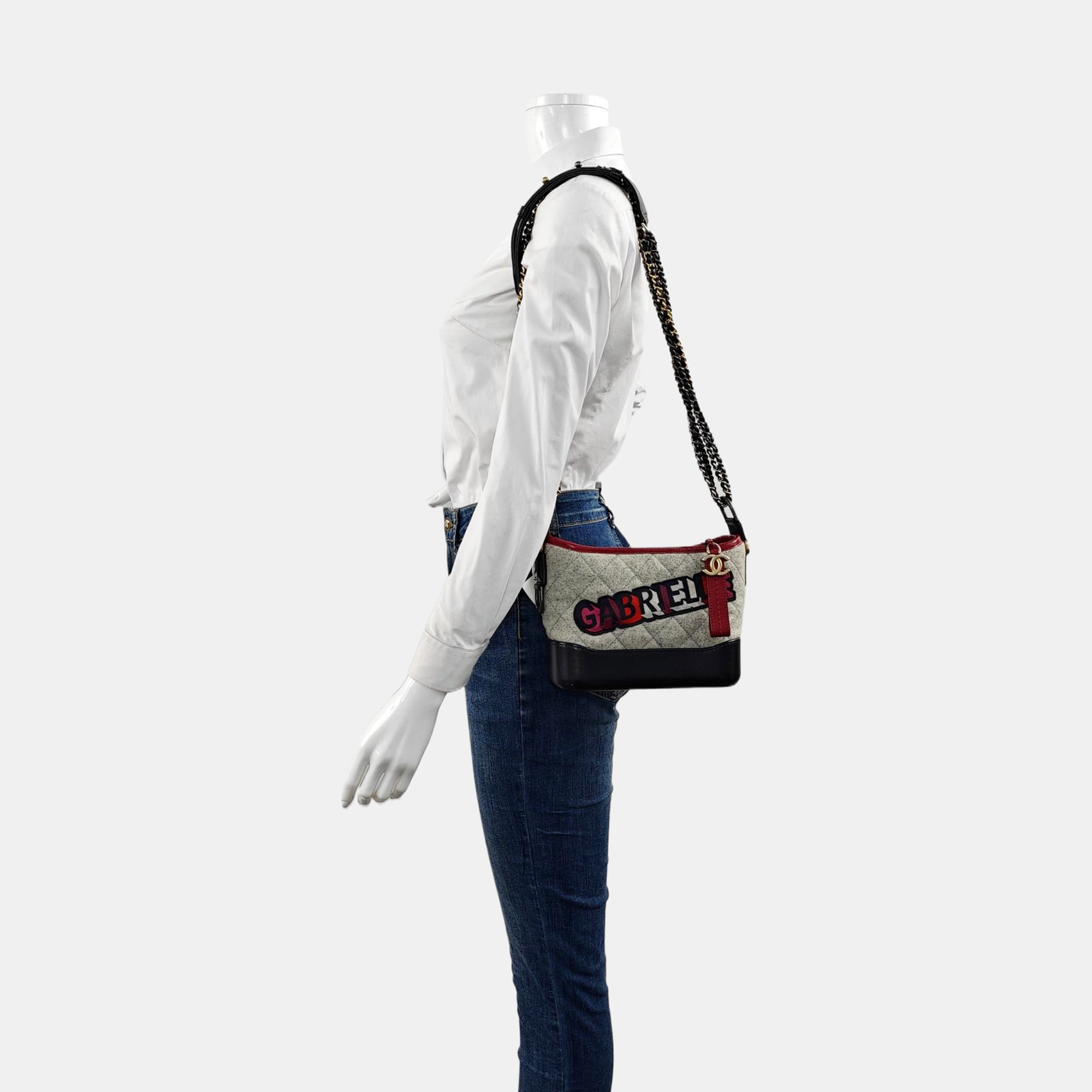 Authenticated pre-owned  Gabrielle Small Quilted Fabric Gray - Shoulder Bag at Looply