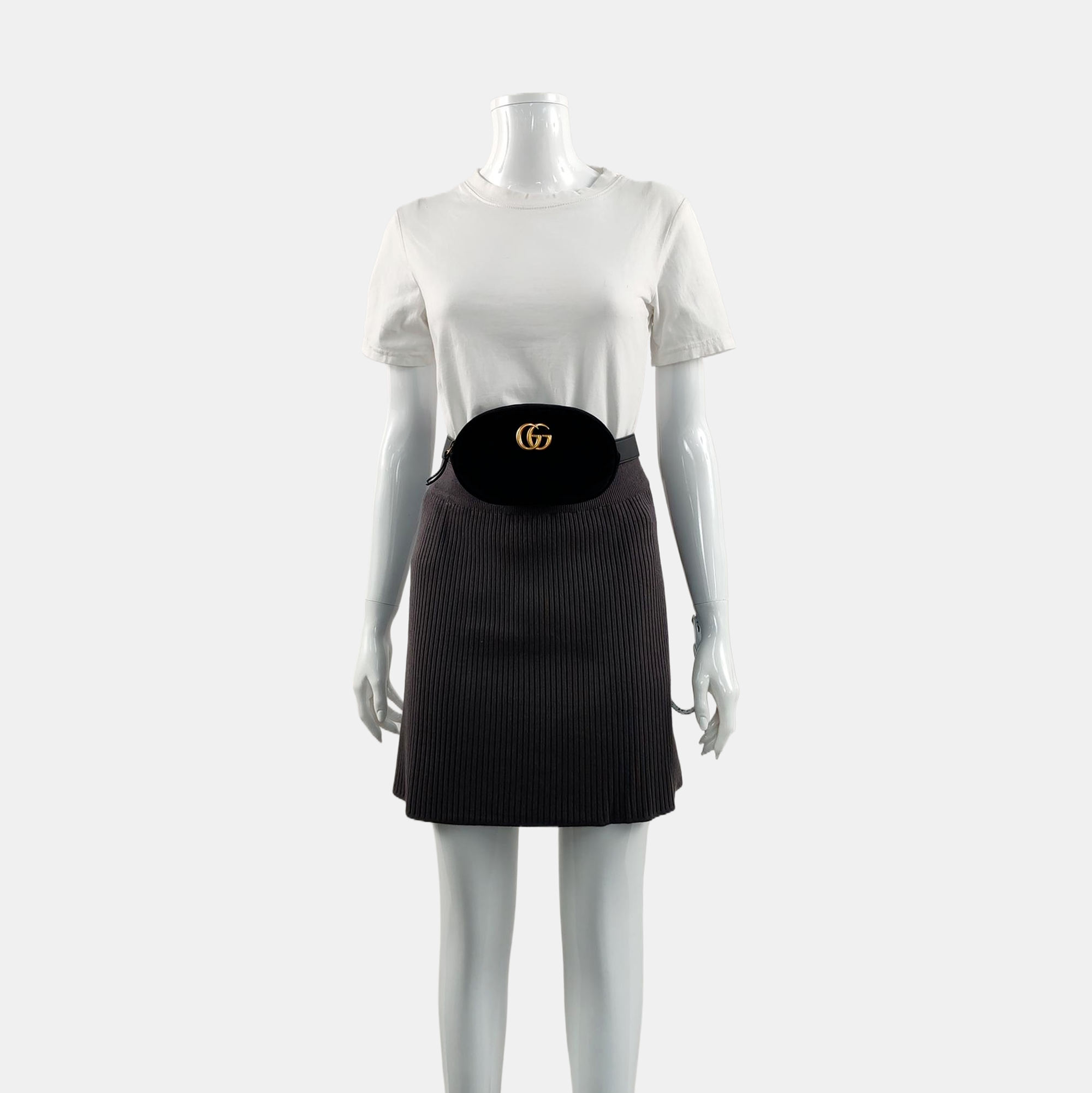 Authenticated pre-owned  GG Marmont Velvet Black - Belt Bag at Looply