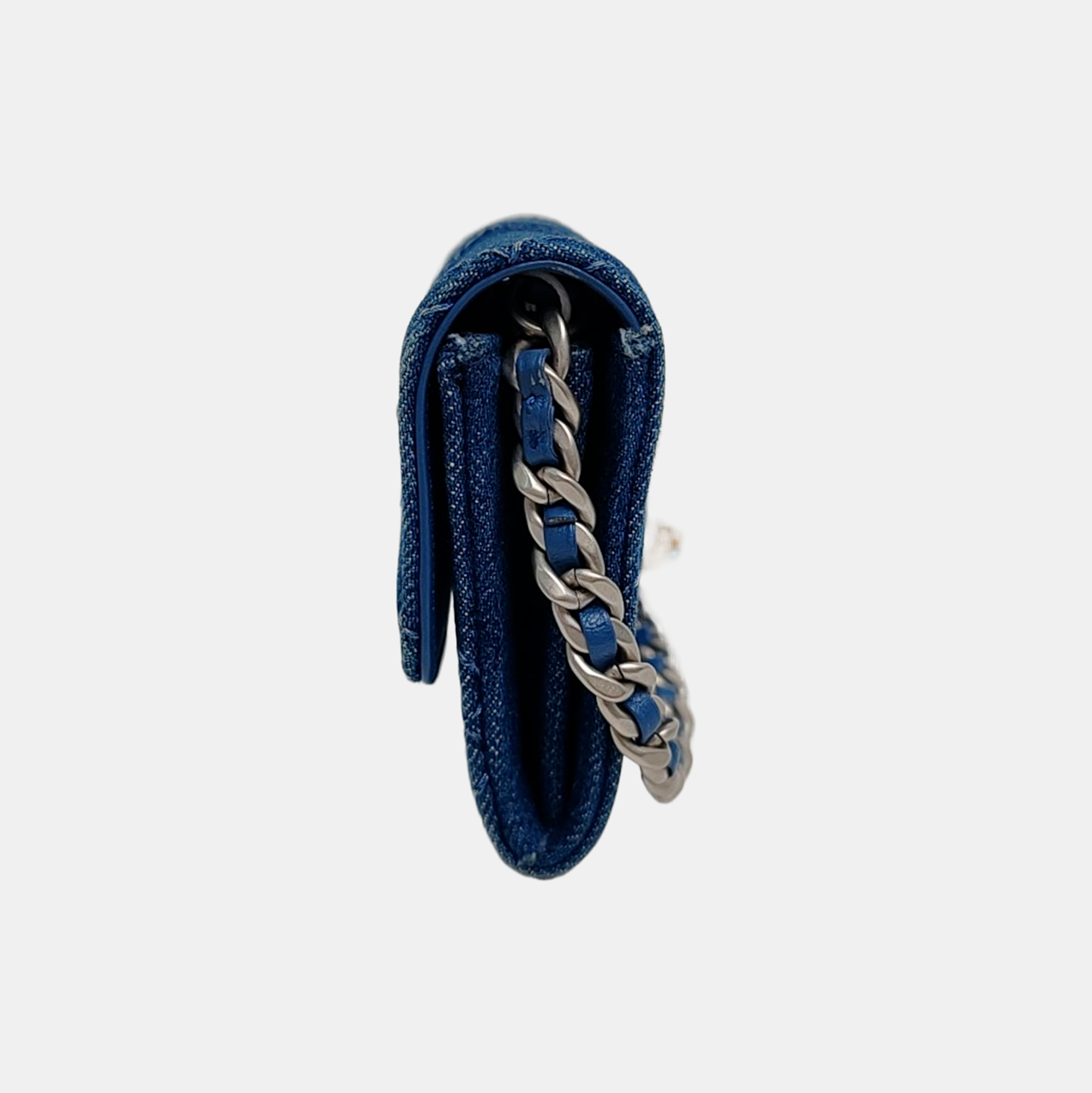 Authenticated pre-owned  Chanel 19 Quilted Denim Blue - Shoulder Bag at Looply