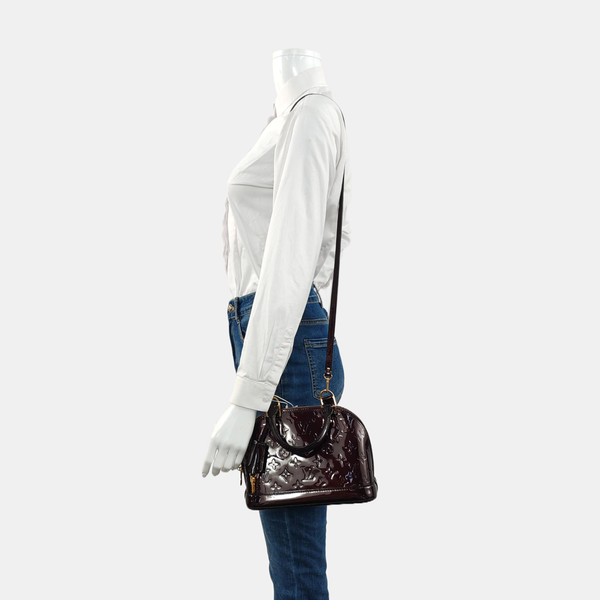 Authenticated pre-owned  Alma BB Patent Leather Burgundy - Shoulder Bag at Looply