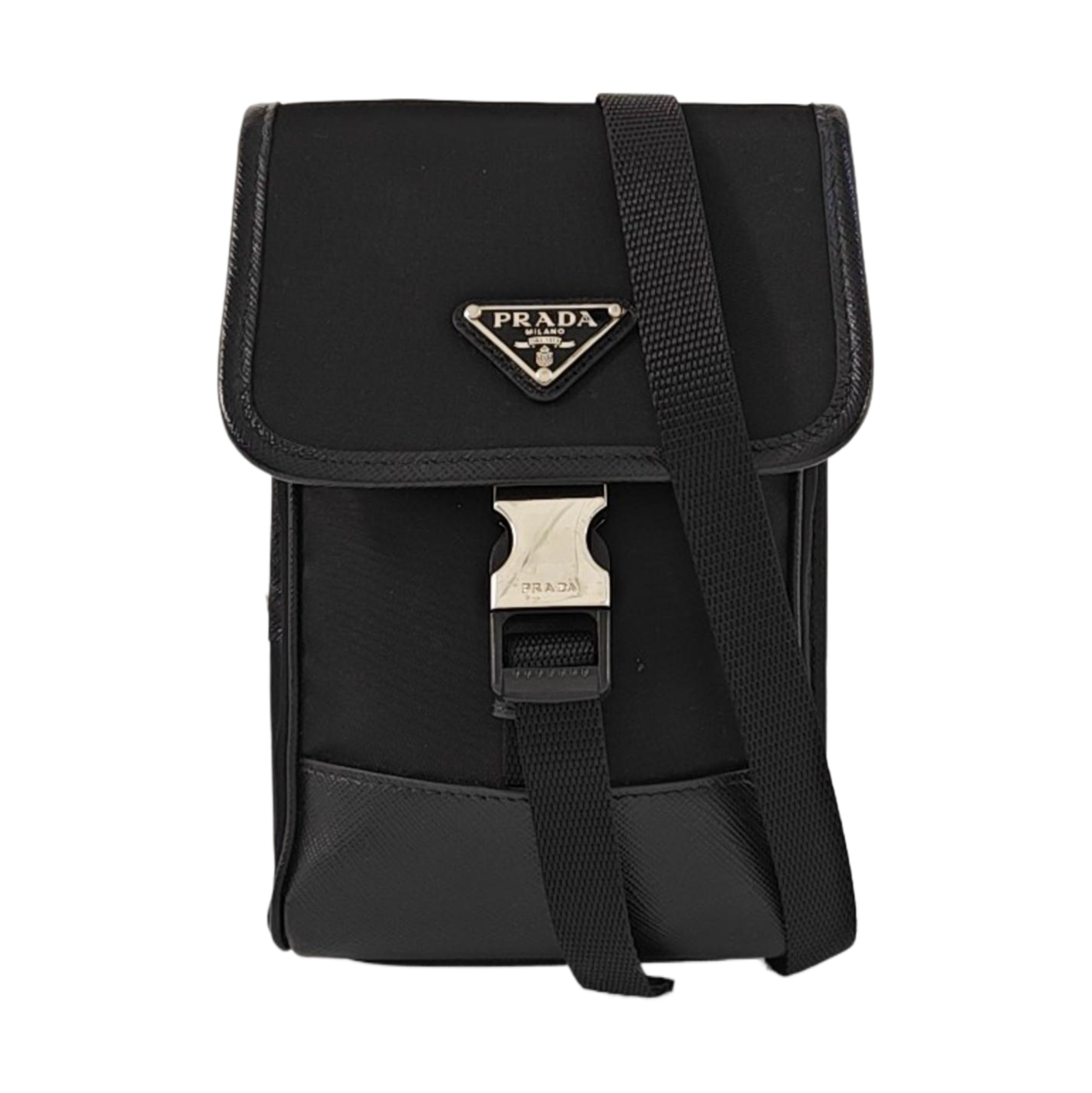 Authenticated pre-owned  Re-Nylon Nylon Black - Shoulder Bag at Looply