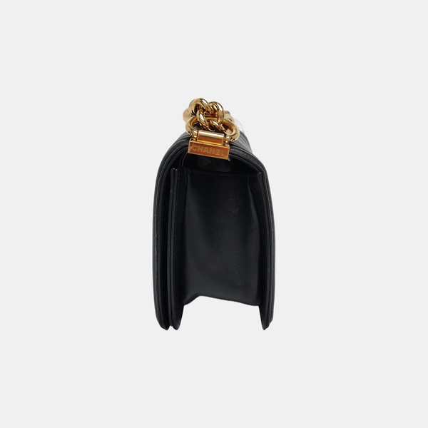 Authenticated pre-owned  Boy Chanel Small Chevron Calfskin Black - Shoulder Bag at Looply