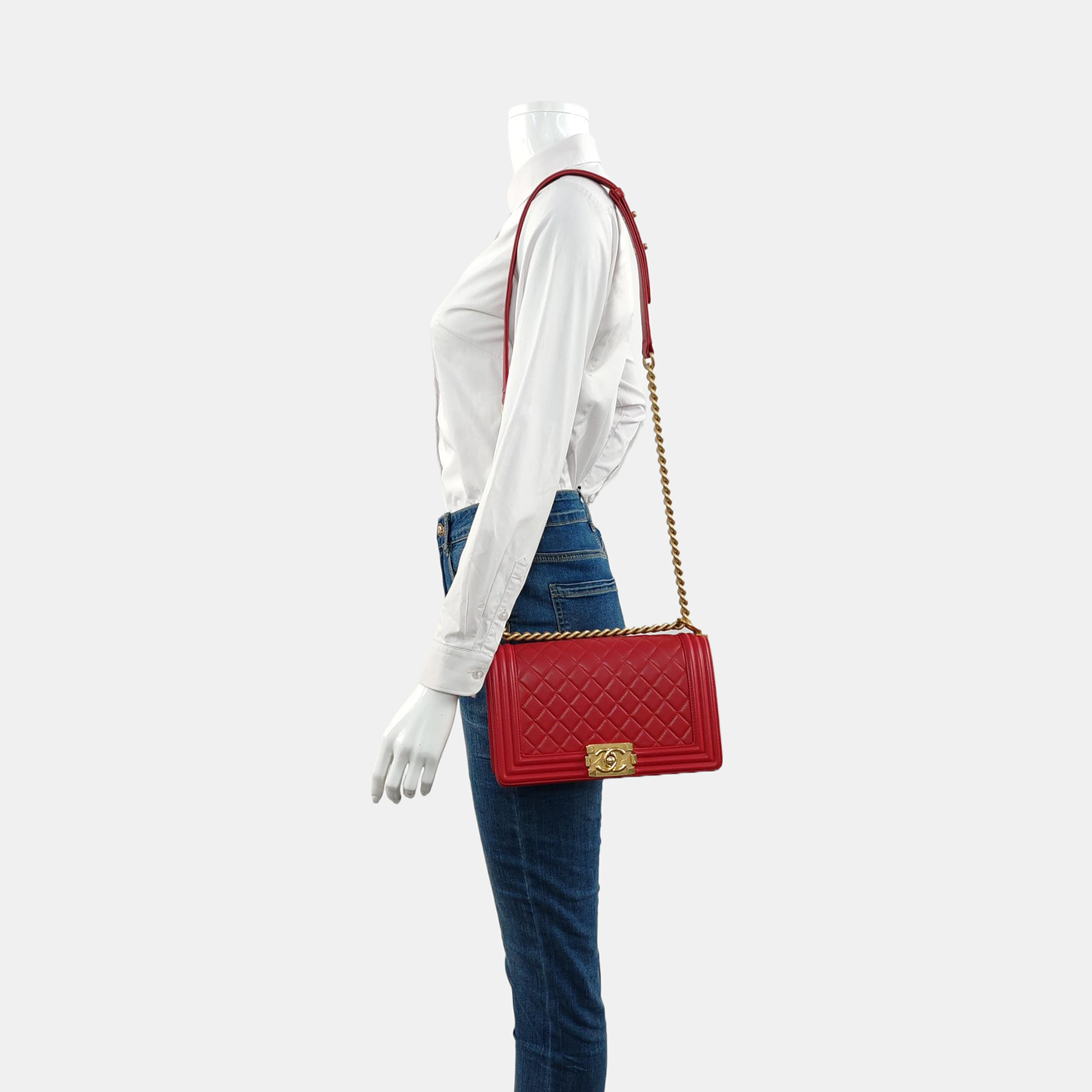 Authenticated pre-owned  Boy Chanel Medium Quilted Grained Calfskin Red - Shoulder Bag at Looply