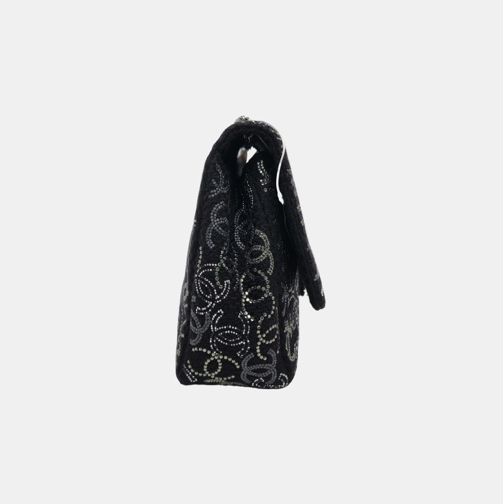 Authenticated pre-owned  Classic Flap Fabric Black - Shoulder Bag at Looply