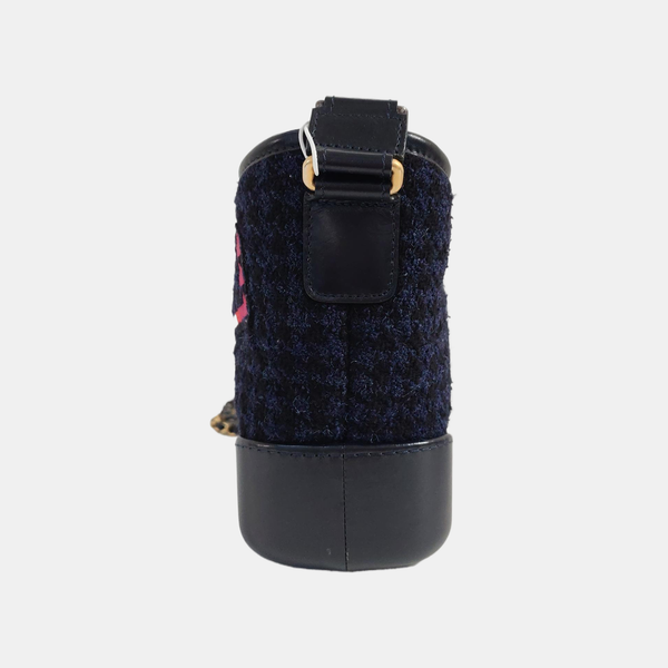 Authenticated pre-owned  Gabrielle Small Wool Black - Crossbody Bag at Looply