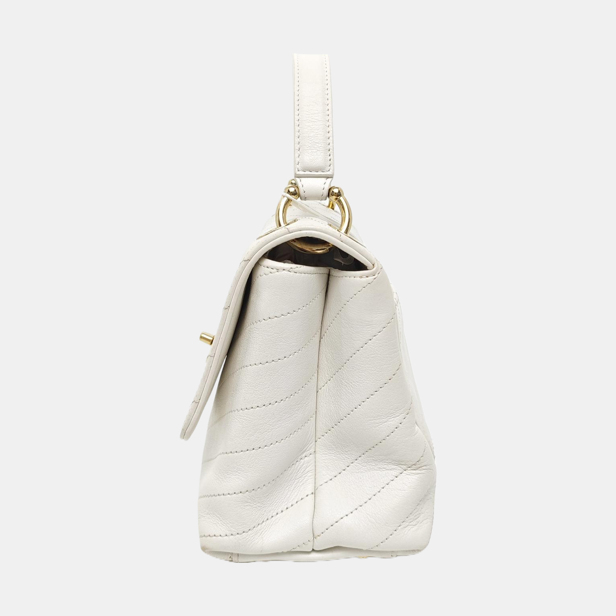 Authenticated pre-owned  Classic Flap Calfskin White - Shoulder Bag at Looply