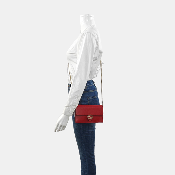Authenticated pre-owned  Interlocking G Calfskin Red - Shoulder Bag at Looply