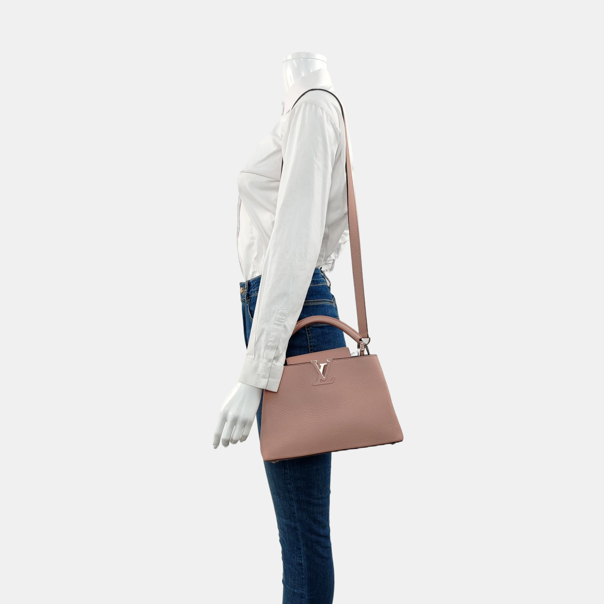Authenticated pre-owned  Capucines BB Calfskin Pink - Shoulder Bag at Looply