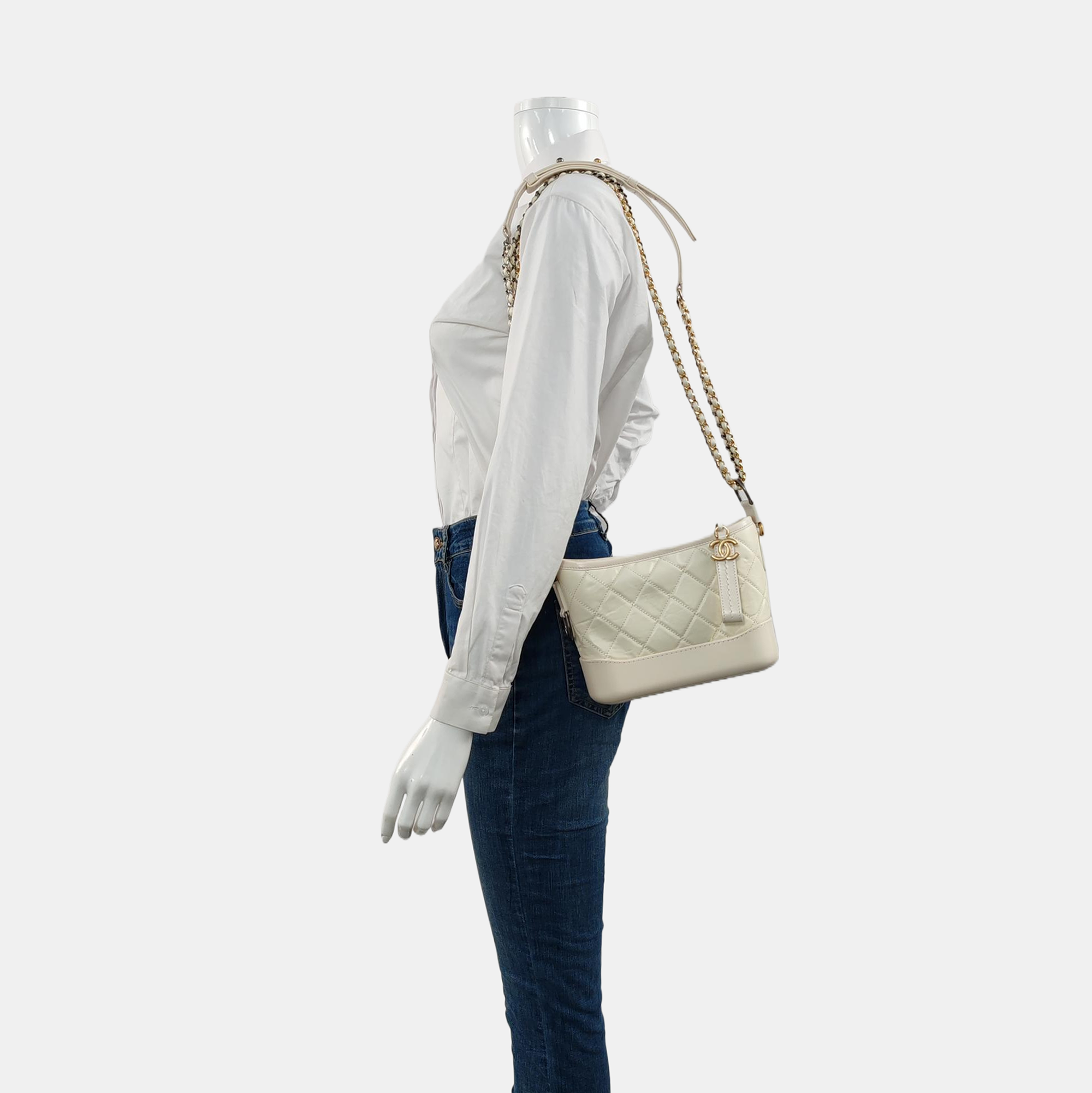 Authenticated pre-owned  Gabrielle Small Quilted Vintage Calf White - Shoulder Bag at Looply