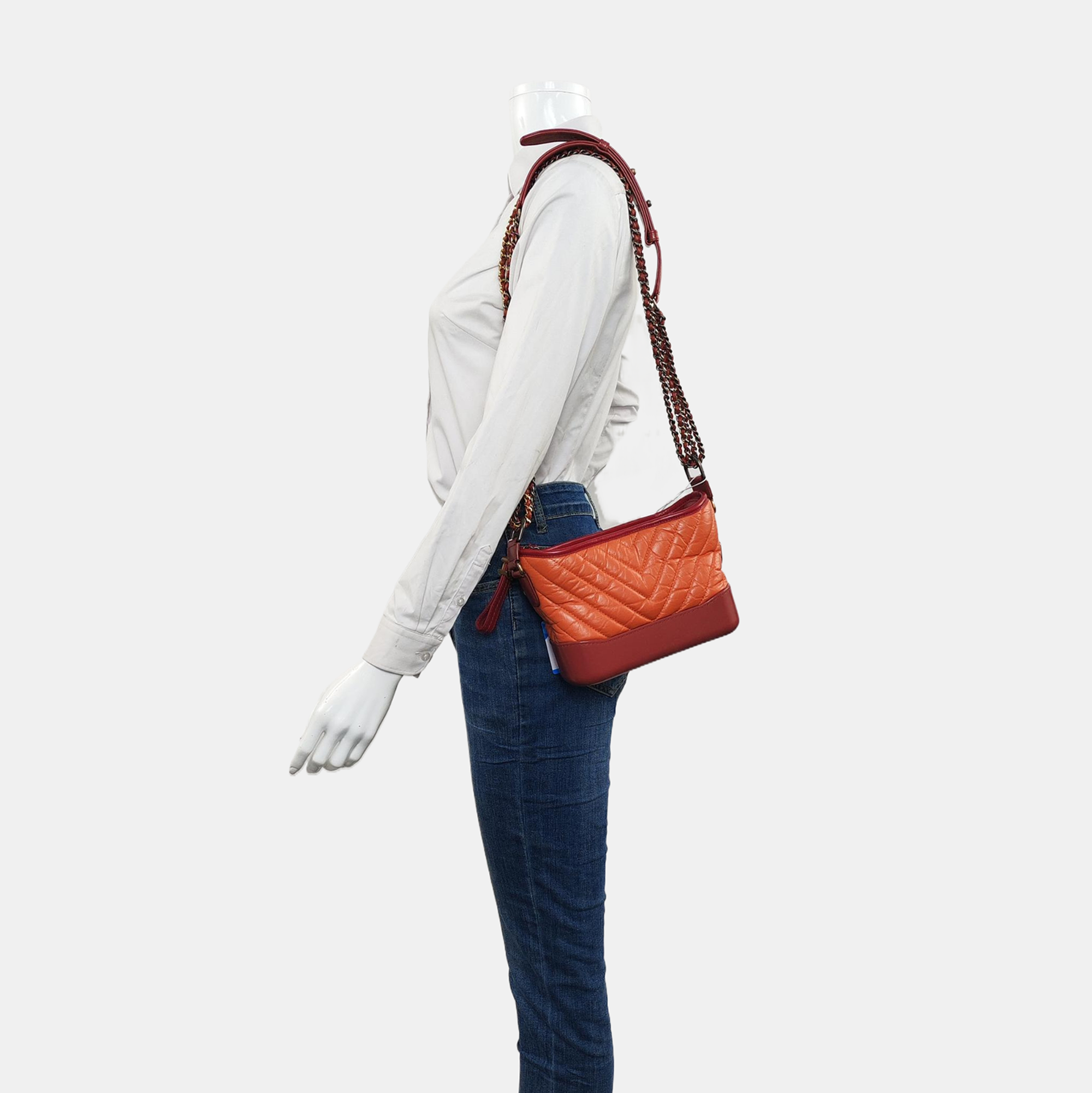 Authenticated pre-owned  Gabrielle Small Chevron Calfskin Orange - Shoulder Bag at Looply