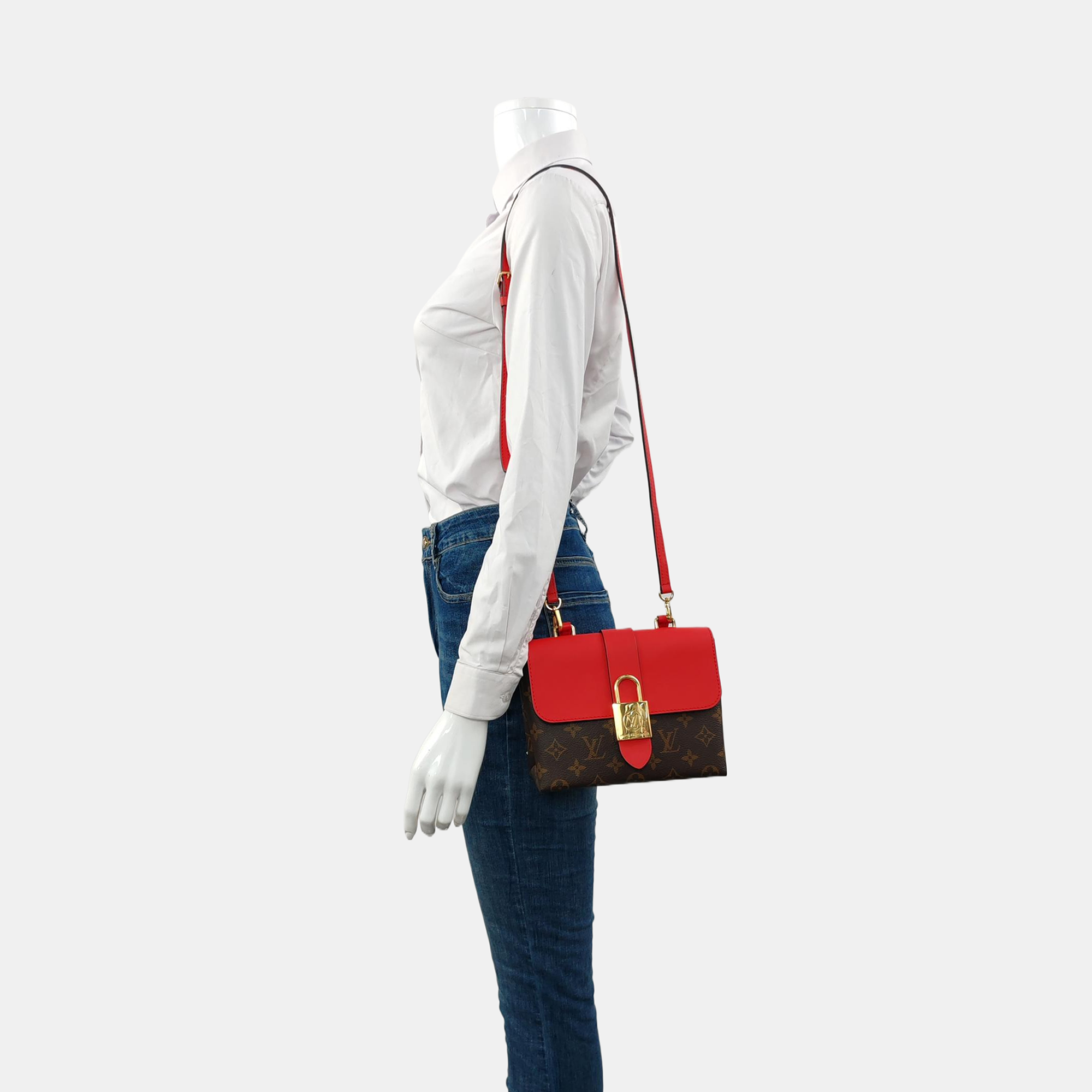 Authenticated pre-owned  Locky BB Monogram Coated Canvas Red - Shoulder Bag at Looply