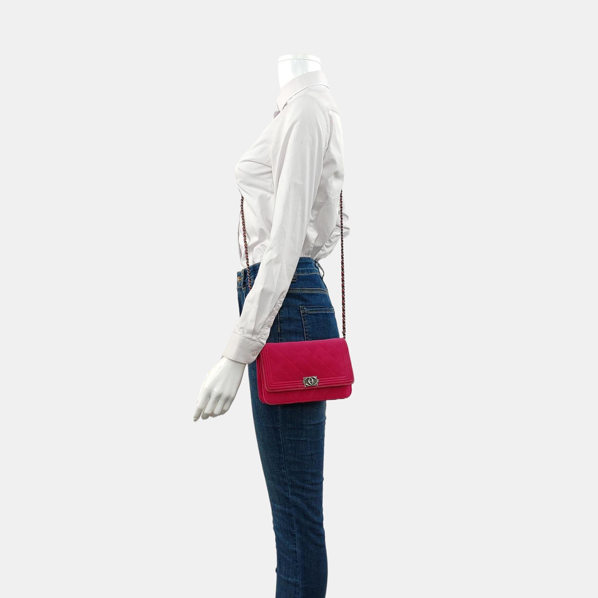 Authenticated pre-owned  Boy Chanel WOC Quilted Velvet Pink - Crossbody Bag at Looply