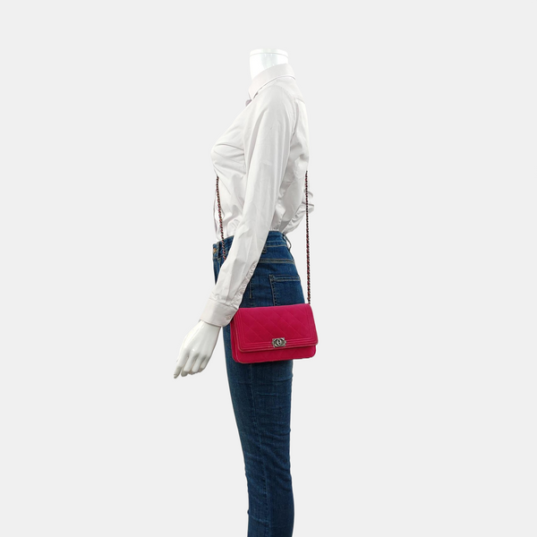 Authenticated pre-owned  Boy Chanel WOC Quilted Velvet Pink - Crossbody Bag at Looply