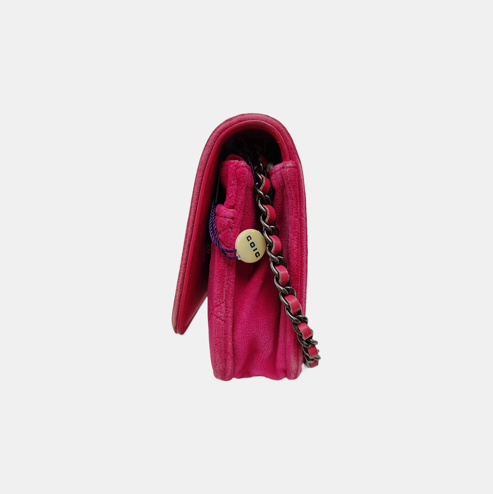 Authenticated pre-owned  Boy Chanel WOC Quilted Velvet Pink - Crossbody Bag at Looply