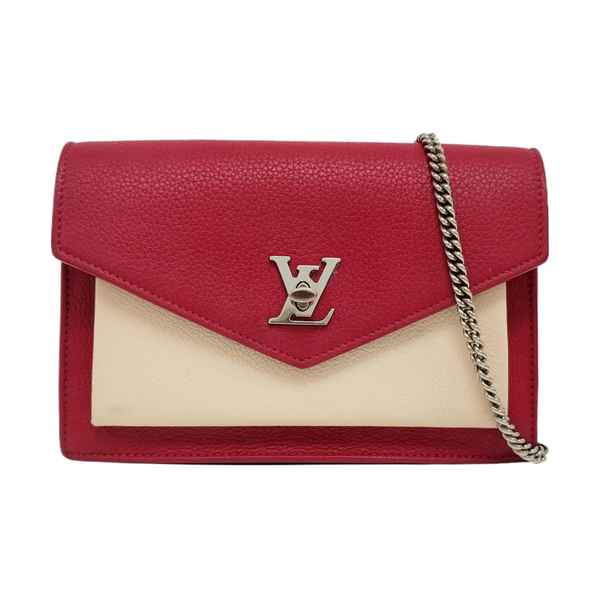 Authenticated pre-owned  Lockme Calfskin Red - Shoulder Bag at Looply