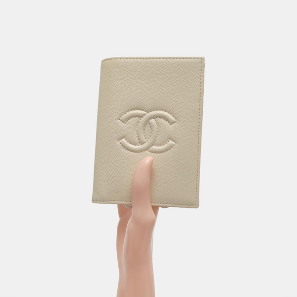 Quilted Grained Calfskin Wallet Beige