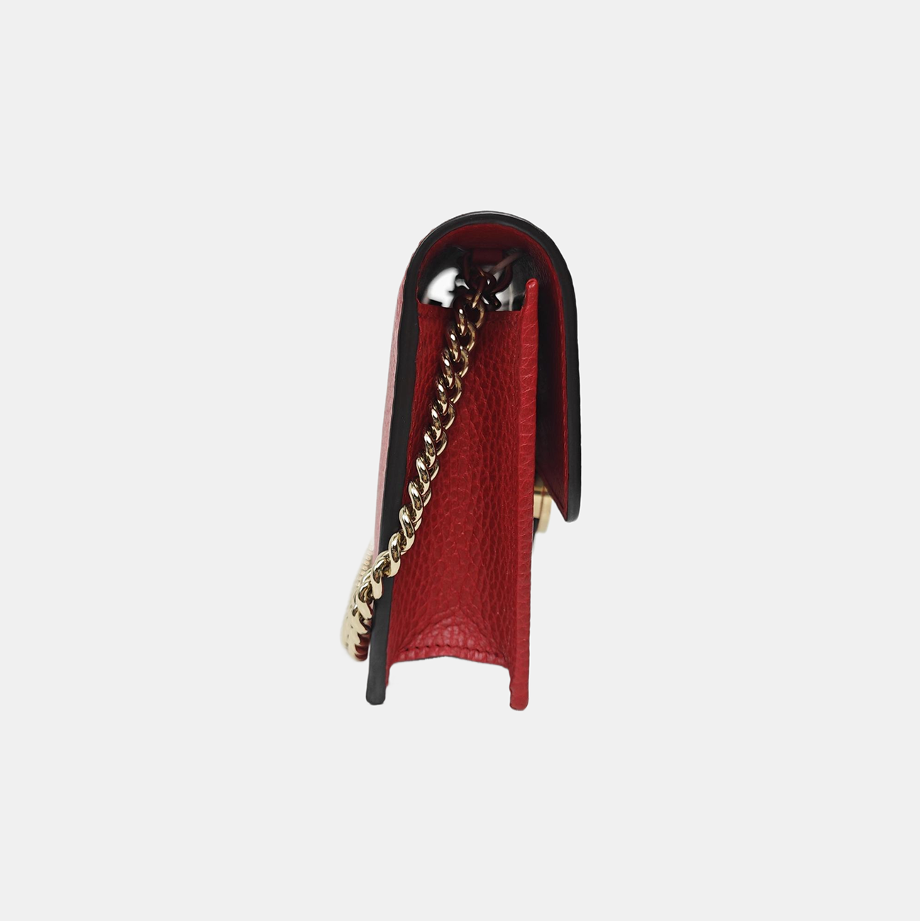 Authenticated pre-owned  Interlocking G Calfskin Red - Shoulder Bag at Looply