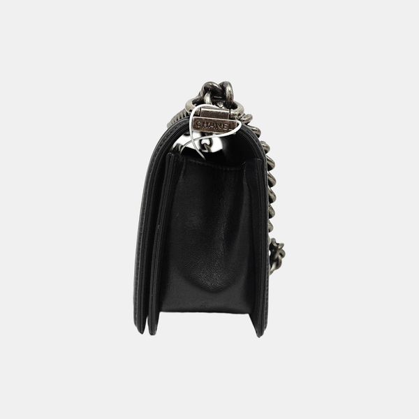 Authenticated pre-owned  Boy Chanel Small Lambskin Black - Shoulder Bag at Looply