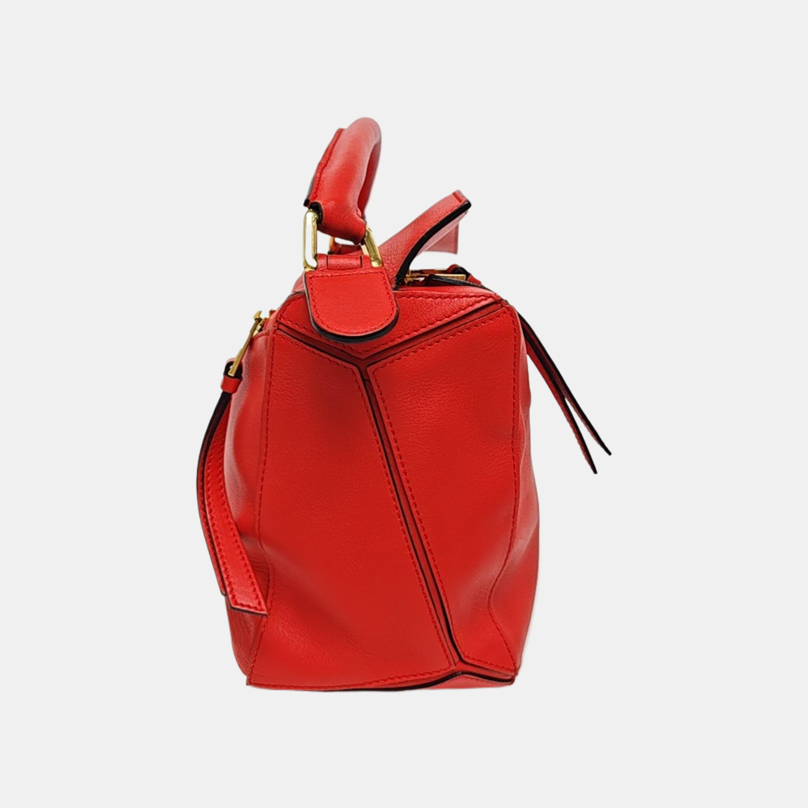 Authenticated pre-owned  Puzzle Small Calfskin Red - Shoulder Bag at Looply