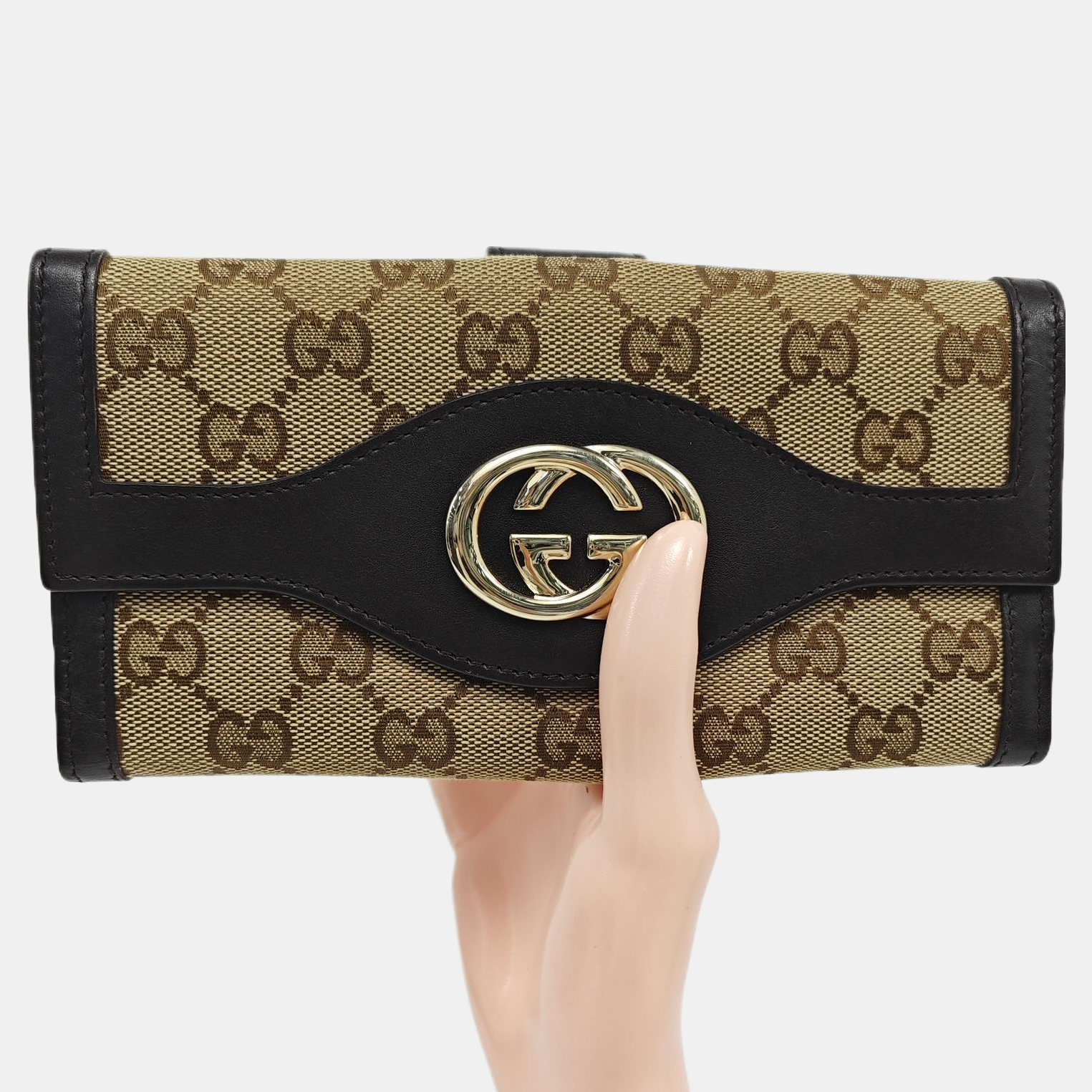 Authenticated pre-owned  Sukey Monogram Canvas Beige Wallet - Wallet at Looply
